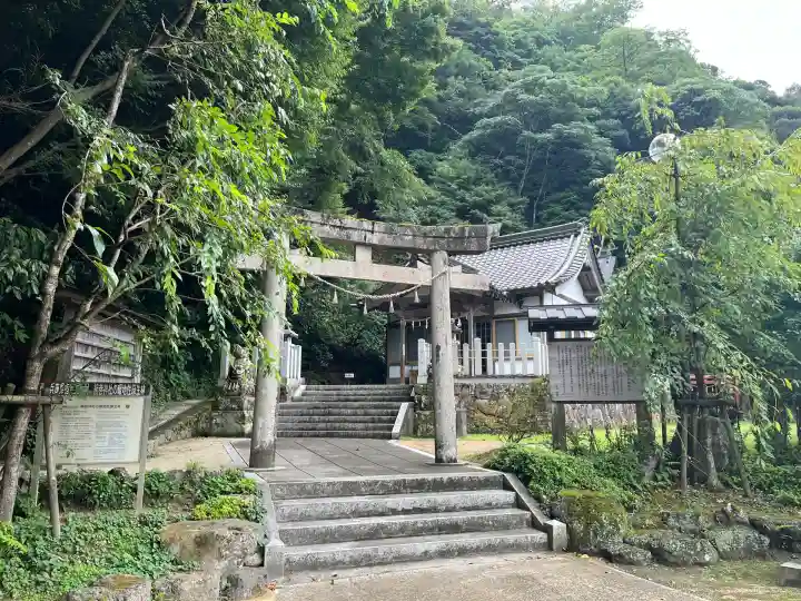 絹巻神社(兵庫県)