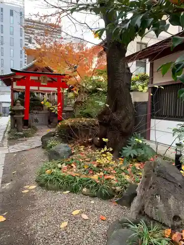 御霊神社の末社