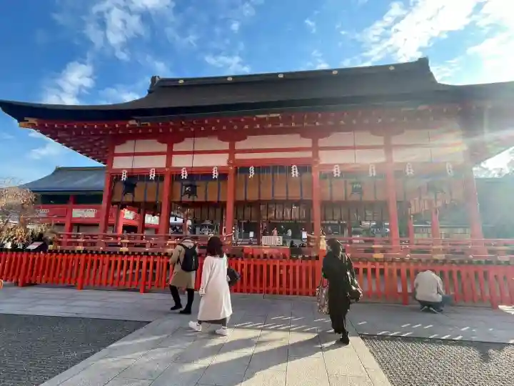 伏見稲荷大社の{uncategorized: "未分類", other: "その他", undefined: "問題あり", building: "その他建物", grave: "お墓", sacred_gate: "鳥居", guardian: "狛犬", statue: "像", buddha: "仏像", history: "歴史", nature: "自然", garden: "庭園", animal: "動物", pagoda: "塔", temizu: "手水舎", mountain_gate: "山門・神門", sanctuary: "本殿・本堂", subordinate: "末社・摂社", art: "芸術", scenery: "景色", jizo: "地蔵", ema: "絵馬", goshuin: "御朱印", omikuji: "おみくじ", items: "授与品その他", amulet: "お守り", goshuincho: "御朱印帳", eats: "食事", festival: "お祭り", votive_dance: "神楽", shichigosan: "七五三参", wedding: "結婚式", experience: "体験その他", initially: "初詣", around: "周辺", anti_infection: "感染症対策"}