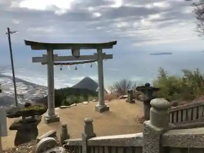 高屋神社の鳥居