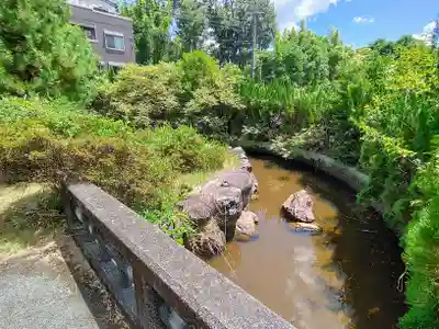 弁財天奥の院のその他建物