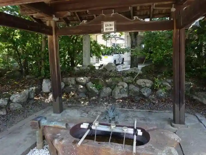下新川神社(滋賀県)