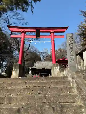 簗瀬 稲荷神社の{uncategorized: "未分類", other: "その他", undefined: "問題あり", building: "その他建物", grave: "お墓", sacred_gate: "鳥居", guardian: "狛犬", statue: "像", buddha: "仏像", history: "歴史", nature: "自然", garden: "庭園", animal: "動物", pagoda: "塔", temizu: "手水舎", mountain_gate: "山門・神門", sanctuary: "本殿・本堂", subordinate: "末社・摂社", art: "芸術", scenery: "景色", jizo: "地蔵", ema: "絵馬", goshuin: "御朱印", omikuji: "おみくじ", items: "授与品その他", amulet: "お守り", goshuincho: "御朱印帳", eats: "食事", festival: "お祭り", votive_dance: "神楽", shichigosan: "七五三参", wedding: "結婚式", experience: "体験その他", initially: "初詣", around: "周辺", anti_infection: "感染症対策"}