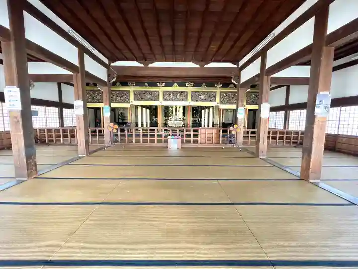 雲龍山 本證寺の本殿・本堂