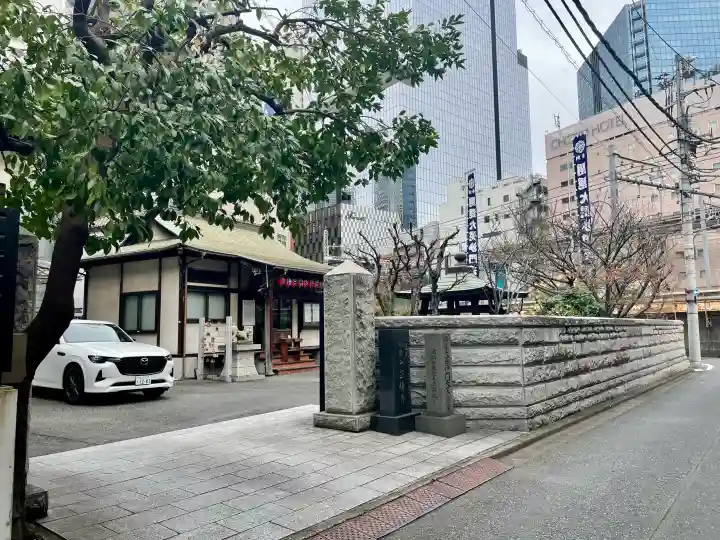 正伝寺の{uncategorized: "未分類", other: "その他", undefined: "問題あり", building: "その他建物", grave: "お墓", sacred_gate: "鳥居", guardian: "狛犬", statue: "像", buddha: "仏像", history: "歴史", nature: "自然", garden: "庭園", animal: "動物", pagoda: "塔", temizu: "手水舎", mountain_gate: "山門・神門", sanctuary: "本殿・本堂", subordinate: "末社・摂社", art: "芸術", scenery: "景色", jizo: "地蔵", ema: "絵馬", goshuin: "御朱印", omikuji: "おみくじ", items: "授与品その他", amulet: "お守り", goshuincho: "御朱印帳", eats: "食事", festival: "お祭り", votive_dance: "神楽", shichigosan: "七五三参", wedding: "結婚式", experience: "体験その他", initially: "初詣", around: "周辺", anti_infection: "感染症対策"}