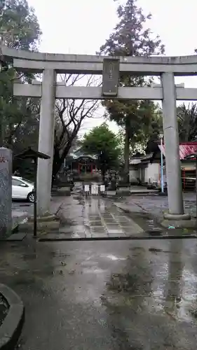 山王稲穂神社の鳥居