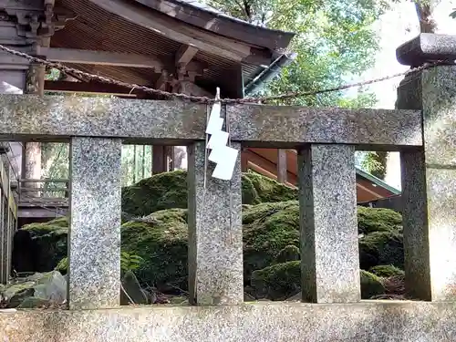 赤猪岩神社のその他建物