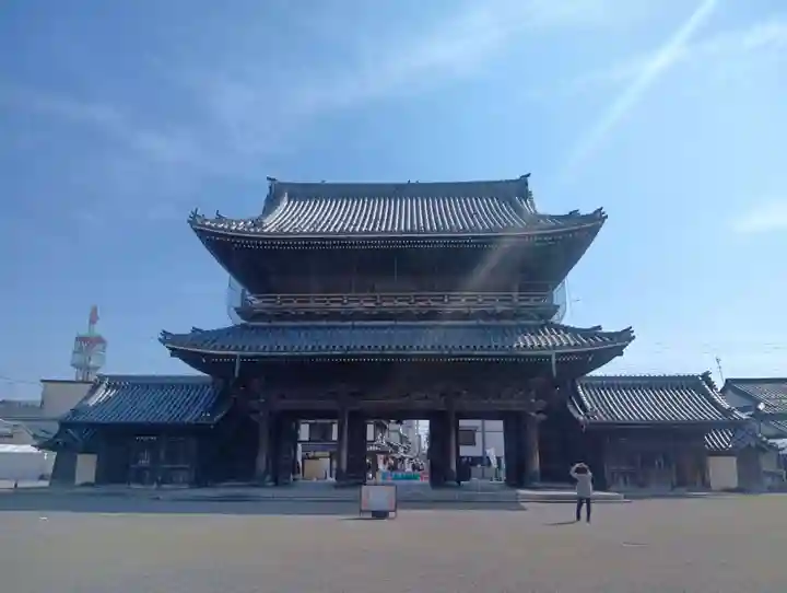 大通寺(長浜御坊)(滋賀県)