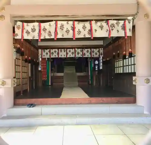 二本木八幡社の本殿