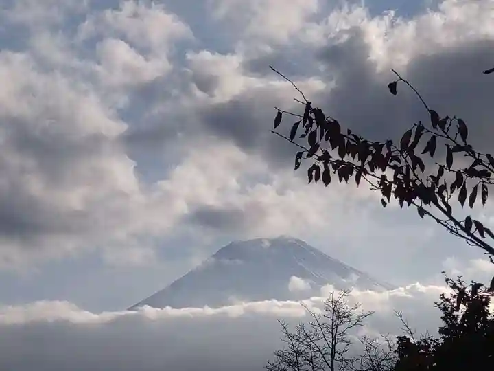 新倉富士浅間神社の景色