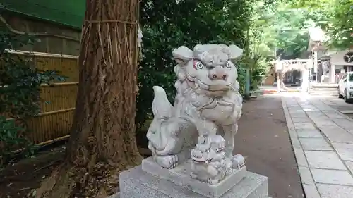 銀杏岡八幡神社の狛犬