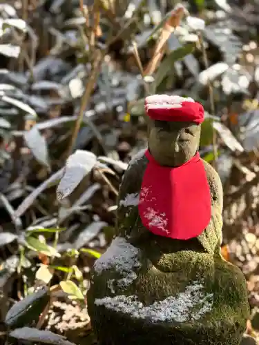 山賊魂稲成神社の{uncategorized: "未分類", other: "その他", undefined: "問題あり", building: "その他建物", grave: "お墓", sacred_gate: "鳥居", guardian: "狛犬", statue: "像", buddha: "仏像", history: "歴史", nature: "自然", garden: "庭園", animal: "動物", pagoda: "塔", temizu: "手水舎", mountain_gate: "山門・神門", sanctuary: "本殿・本堂", subordinate: "末社・摂社", art: "芸術", scenery: "景色", jizo: "地蔵", ema: "絵馬", goshuin: "御朱印", omikuji: "おみくじ", items: "授与品その他", amulet: "お守り", goshuincho: "御朱印帳", eats: "食事", festival: "お祭り", votive_dance: "神楽", shichigosan: "七五三参", wedding: "結婚式", experience: "体験その他", initially: "初詣", around: "周辺", anti_infection: "感染症対策"}