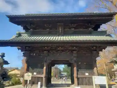 妻沼聖天山歓喜院の山門・神門