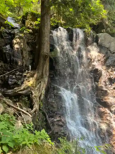母の白滝神社の周辺
