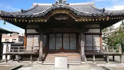 西新井大師総持寺の本殿・本堂