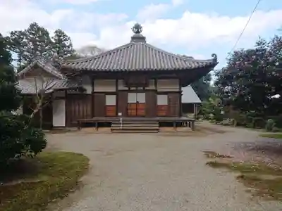 真楽寺の本殿・本堂