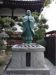 法輪寺の像