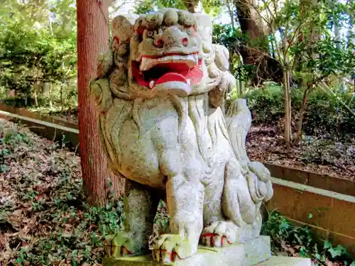 左右神社の狛犬
