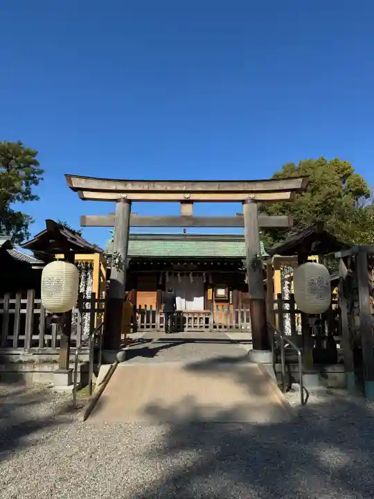 豊國神社の{uncategorized: "未分類", other: "その他", undefined: "問題あり", building: "その他建物", grave: "お墓", sacred_gate: "鳥居", guardian: "狛犬", statue: "像", buddha: "仏像", history: "歴史", nature: "自然", garden: "庭園", animal: "動物", pagoda: "塔", temizu: "手水舎", mountain_gate: "山門・神門", sanctuary: "本殿・本堂", subordinate: "末社・摂社", art: "芸術", scenery: "景色", jizo: "地蔵", ema: "絵馬", goshuin: "御朱印", omikuji: "おみくじ", items: "授与品その他", amulet: "お守り", goshuincho: "御朱印帳", eats: "食事", festival: "お祭り", votive_dance: "神楽", shichigosan: "七五三参", wedding: "結婚式", experience: "体験その他", initially: "初詣", around: "周辺", anti_infection: "感染症対策"}