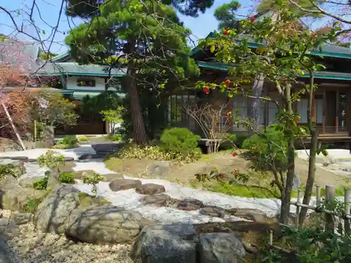 鶴岡八幡宮の庭園