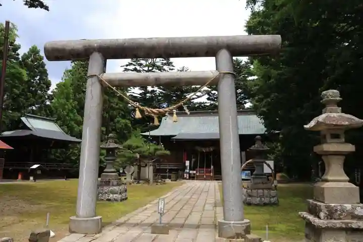 三春大神宮の鳥居