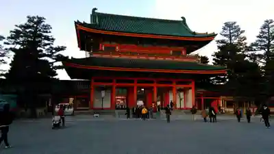 平安神宮の山門・神門