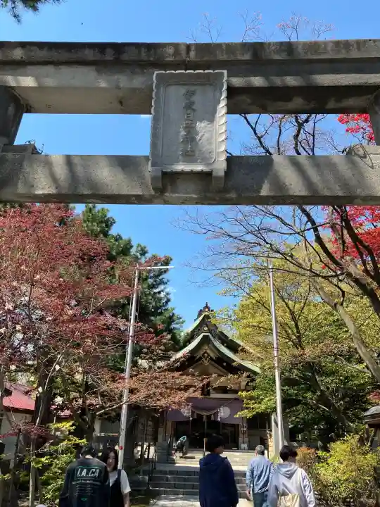 彌彦神社 (伊夜日子神社)の{uncategorized: "未分類", other: "その他", undefined: "問題あり", building: "その他建物", grave: "お墓", sacred_gate: "鳥居", guardian: "狛犬", statue: "像", buddha: "仏像", history: "歴史", nature: "自然", garden: "庭園", animal: "動物", pagoda: "塔", temizu: "手水舎", mountain_gate: "山門・神門", sanctuary: "本殿・本堂", subordinate: "末社・摂社", art: "芸術", scenery: "景色", jizo: "地蔵", ema: "絵馬", goshuin: "御朱印", omikuji: "おみくじ", items: "授与品その他", amulet: "お守り", goshuincho: "御朱印帳", eats: "食事", festival: "お祭り", votive_dance: "神楽", shichigosan: "七五三参", wedding: "結婚式", experience: "体験その他", initially: "初詣", around: "周辺", anti_infection: "感染症対策"}