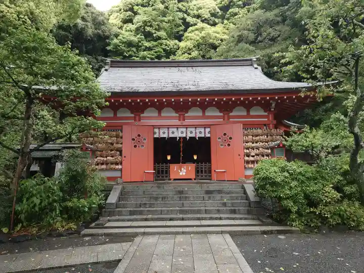 荏柄天神社の{uncategorized: "未分類", other: "その他", undefined: "問題あり", building: "その他建物", grave: "お墓", sacred_gate: "鳥居", guardian: "狛犬", statue: "像", buddha: "仏像", history: "歴史", nature: "自然", garden: "庭園", animal: "動物", pagoda: "塔", temizu: "手水舎", mountain_gate: "山門・神門", sanctuary: "本殿・本堂", subordinate: "末社・摂社", art: "芸術", scenery: "景色", jizo: "地蔵", ema: "絵馬", goshuin: "御朱印", omikuji: "おみくじ", items: "授与品その他", amulet: "お守り", goshuincho: "御朱印帳", eats: "食事", festival: "お祭り", votive_dance: "神楽", shichigosan: "七五三参", wedding: "結婚式", experience: "体験その他", initially: "初詣", around: "周辺", anti_infection: "感染症対策"}