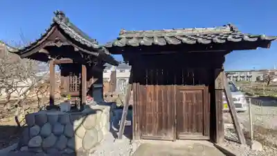 龍光院の山門・神門