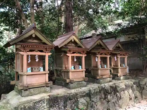 葛木御歳神社の末社