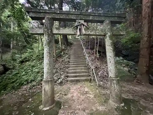 石上神社(奈良県)