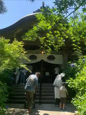 雲昌寺の{uncategorized: "未分類", other: "その他", undefined: "問題あり", building: "その他建物", grave: "お墓", sacred_gate: "鳥居", guardian: "狛犬", statue: "像", buddha: "仏像", history: "歴史", nature: "自然", garden: "庭園", animal: "動物", pagoda: "塔", temizu: "手水舎", mountain_gate: "山門・神門", sanctuary: "本殿・本堂", subordinate: "末社・摂社", art: "芸術", scenery: "景色", jizo: "地蔵", ema: "絵馬", goshuin: "御朱印", omikuji: "おみくじ", items: "授与品その他", amulet: "お守り", goshuincho: "御朱印帳", eats: "食事", festival: "お祭り", votive_dance: "神楽", shichigosan: "七五三参", wedding: "結婚式", experience: "体験その他", initially: "初詣", around: "周辺", anti_infection: "感染症対策"}