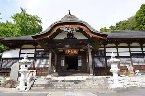 曹洞宗 永松山 龍泉寺の本殿・本堂