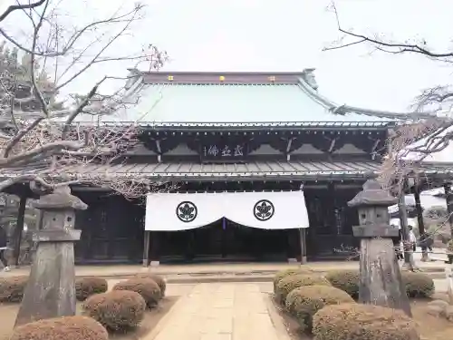 豪徳寺の{uncategorized: "未分類", other: "その他", undefined: "問題あり", building: "その他建物", grave: "お墓", sacred_gate: "鳥居", guardian: "狛犬", statue: "像", buddha: "仏像", history: "歴史", nature: "自然", garden: "庭園", animal: "動物", pagoda: "塔", temizu: "手水舎", mountain_gate: "山門・神門", sanctuary: "本殿・本堂", subordinate: "末社・摂社", art: "芸術", scenery: "景色", jizo: "地蔵", ema: "絵馬", goshuin: "御朱印", omikuji: "おみくじ", items: "授与品その他", amulet: "お守り", goshuincho: "御朱印帳", eats: "食事", festival: "お祭り", votive_dance: "神楽", shichigosan: "七五三参", wedding: "結婚式", experience: "体験その他", initially: "初詣", around: "周辺", anti_infection: "感染症対策"}