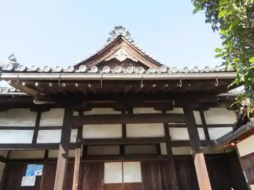 法徳寺の本殿・本堂