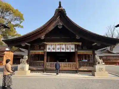 尾張大國霊神社（国府宮）の{uncategorized: "未分類", other: "その他", undefined: "問題あり", building: "その他建物", grave: "お墓", sacred_gate: "鳥居", guardian: "狛犬", statue: "像", buddha: "仏像", history: "歴史", nature: "自然", garden: "庭園", animal: "動物", pagoda: "塔", temizu: "手水舎", mountain_gate: "山門・神門", sanctuary: "本殿・本堂", subordinate: "末社・摂社", art: "芸術", scenery: "景色", jizo: "地蔵", ema: "絵馬", goshuin: "御朱印", omikuji: "おみくじ", items: "授与品その他", amulet: "お守り", goshuincho: "御朱印帳", eats: "食事", festival: "お祭り", votive_dance: "神楽", shichigosan: "七五三参", wedding: "結婚式", experience: "体験その他", initially: "初詣", around: "周辺", anti_infection: "感染症対策"}