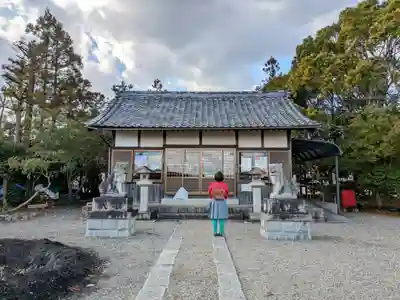 小松神社の本殿・本堂