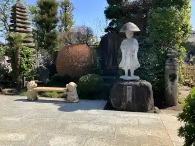南松寺の{uncategorized: "未分類", other: "その他", undefined: "問題あり", building: "その他建物", grave: "お墓", sacred_gate: "鳥居", guardian: "狛犬", statue: "像", buddha: "仏像", history: "歴史", nature: "自然", garden: "庭園", animal: "動物", pagoda: "塔", temizu: "手水舎", mountain_gate: "山門・神門", sanctuary: "本殿・本堂", subordinate: "末社・摂社", art: "芸術", scenery: "景色", jizo: "地蔵", ema: "絵馬", goshuin: "御朱印", omikuji: "おみくじ", items: "授与品その他", amulet: "お守り", goshuincho: "御朱印帳", eats: "食事", festival: "お祭り", votive_dance: "神楽", shichigosan: "七五三参", wedding: "結婚式", experience: "体験その他", initially: "初詣", around: "周辺", anti_infection: "感染症対策"}