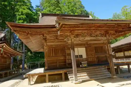 壇上伽藍の本殿・本堂