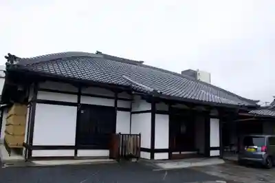 極楽寺の本殿・本堂