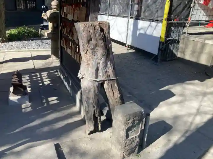 若宮八幡宮 の{uncategorized: "未分類", other: "その他", undefined: "問題あり", building: "その他建物", grave: "お墓", sacred_gate: "鳥居", guardian: "狛犬", statue: "像", buddha: "仏像", history: "歴史", nature: "自然", garden: "庭園", animal: "動物", pagoda: "塔", temizu: "手水舎", mountain_gate: "山門・神門", sanctuary: "本殿・本堂", subordinate: "末社・摂社", art: "芸術", scenery: "景色", jizo: "地蔵", ema: "絵馬", goshuin: "御朱印", omikuji: "おみくじ", items: "授与品その他", amulet: "お守り", goshuincho: "御朱印帳", eats: "食事", festival: "お祭り", votive_dance: "神楽", shichigosan: "七五三参", wedding: "結婚式", experience: "体験その他", initially: "初詣", around: "周辺", anti_infection: "感染症対策"}