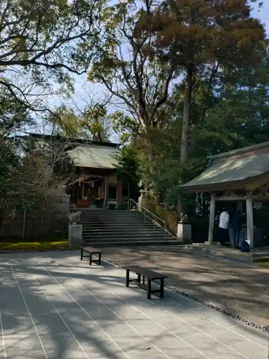 旭丘神社の{uncategorized: "未分類", other: "その他", undefined: "問題あり", building: "その他建物", grave: "お墓", sacred_gate: "鳥居", guardian: "狛犬", statue: "像", buddha: "仏像", history: "歴史", nature: "自然", garden: "庭園", animal: "動物", pagoda: "塔", temizu: "手水舎", mountain_gate: "山門・神門", sanctuary: "本殿・本堂", subordinate: "末社・摂社", art: "芸術", scenery: "景色", jizo: "地蔵", ema: "絵馬", goshuin: "御朱印", omikuji: "おみくじ", items: "授与品その他", amulet: "お守り", goshuincho: "御朱印帳", eats: "食事", festival: "お祭り", votive_dance: "神楽", shichigosan: "七五三参", wedding: "結婚式", experience: "体験その他", initially: "初詣", around: "周辺", anti_infection: "感染症対策"}