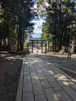 諏訪大社下社秋宮(長野県)