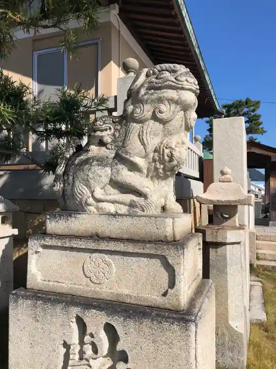 亀山八幡宮の狛犬