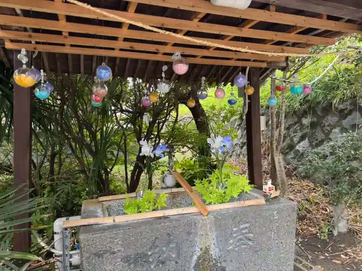 四倉諏訪神社の{uncategorized: "未分類", other: "その他", undefined: "問題あり", building: "その他建物", grave: "お墓", sacred_gate: "鳥居", guardian: "狛犬", statue: "像", buddha: "仏像", history: "歴史", nature: "自然", garden: "庭園", animal: "動物", pagoda: "塔", temizu: "手水舎", mountain_gate: "山門・神門", sanctuary: "本殿・本堂", subordinate: "末社・摂社", art: "芸術", scenery: "景色", jizo: "地蔵", ema: "絵馬", goshuin: "御朱印", omikuji: "おみくじ", items: "授与品その他", amulet: "お守り", goshuincho: "御朱印帳", eats: "食事", festival: "お祭り", votive_dance: "神楽", shichigosan: "七五三参", wedding: "結婚式", experience: "体験その他", initially: "初詣", around: "周辺", anti_infection: "感染症対策"}