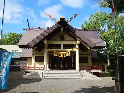 江南神社の本殿