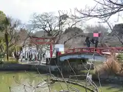 鶴岡八幡宮の建物その他