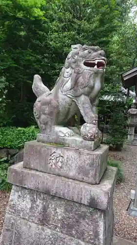 岩槻久伊豆神社の狛犬