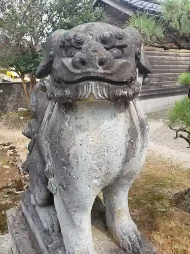 熊野神社の狛犬