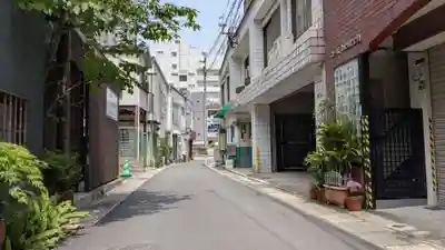 長崎尾曲がり猫神社の周辺